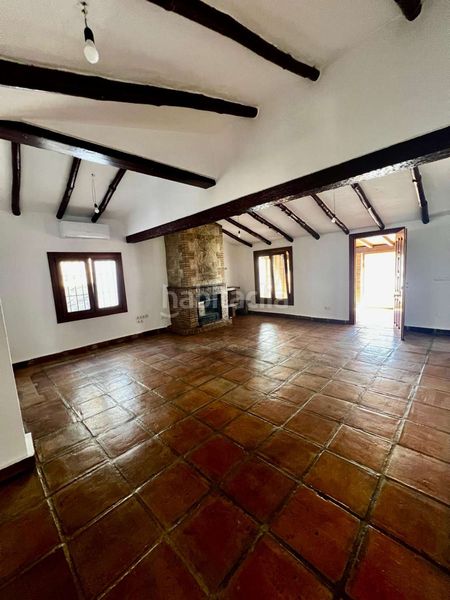 Foto 267dbaa1-4c6e-4a4c-b4ef-f0144eb908d4. Chalet with pool in Viñuela