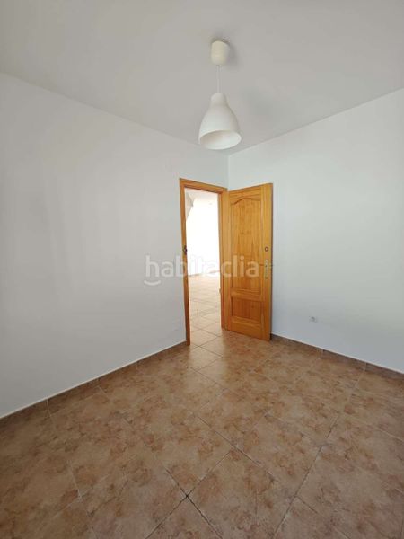 Foto 5a4e7f17-cda2-4f96-84b3-eb58e25070e0. Xalet amb aparcament piscina a Alcaucín