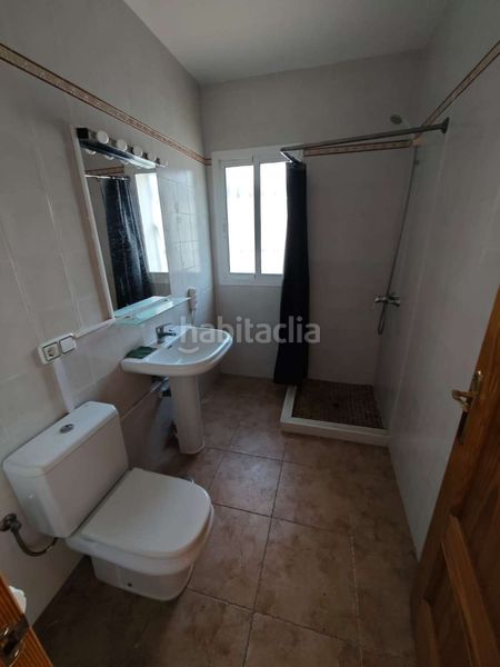Foto be00beeb-c502-4f8c-898c-420b088540f5. Xalet amb aparcament piscina a Alcaucín