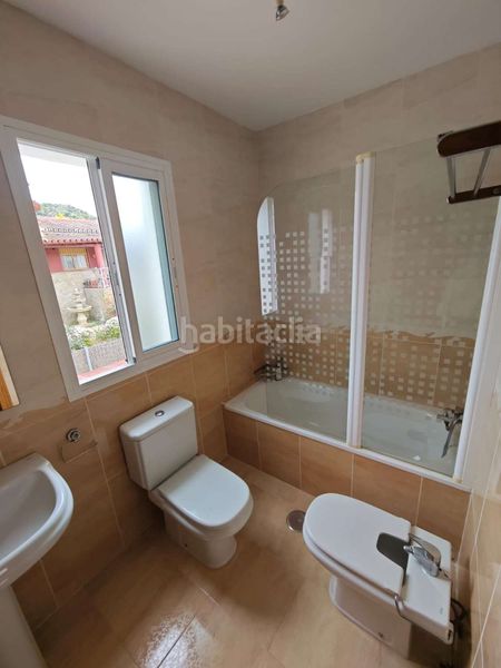Foto e3fe7b46-906c-4599-a719-c70c647a2ba7. Xalet amb aparcament piscina a Alcaucín