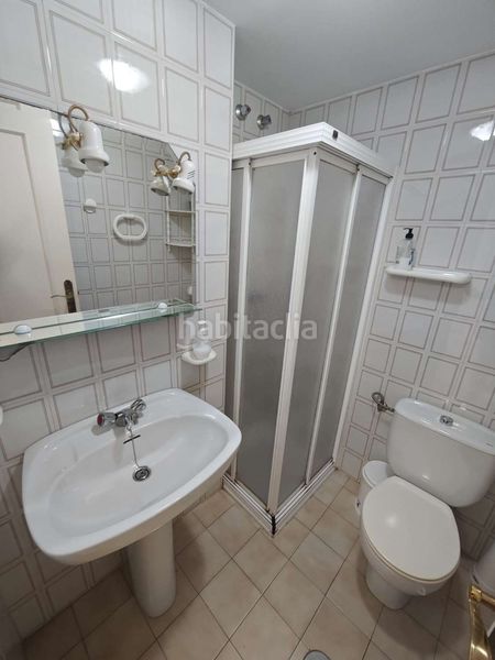 Foto ca867cb2-f306-43d7-afa4-ea9e7e8b95cc. Erdgeschoss mit pool in Chaparil - Torrecilla - Punta Lara Nerja