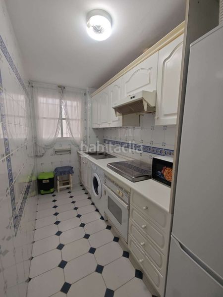 Foto e616418e-113f-4455-80c4-651f36cb7cb9. Erdgeschoss mit pool in Chaparil - Torrecilla - Punta Lara Nerja