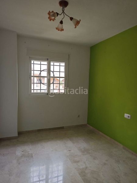 Foto e93e3be3-9767-4310-9ef3-bfe0c4e815af. Pis amb aparcament piscina a Caleta de Velez