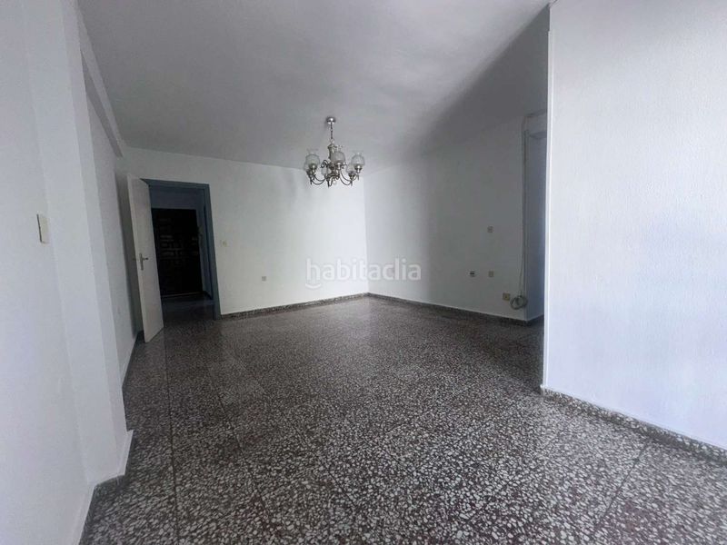 Foto 6491eff6-2c39-4a8c-9f50-dc237f018cbc. Piso en Centro Torre del Mar