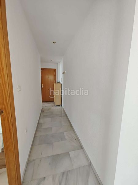 Foto b108bd7f-1a0a-46a3-9d01-1d36c78a4a55. Àtic amb calefacció aparcament piscina a Paseo Marítimo de Levante Torre del Mar
