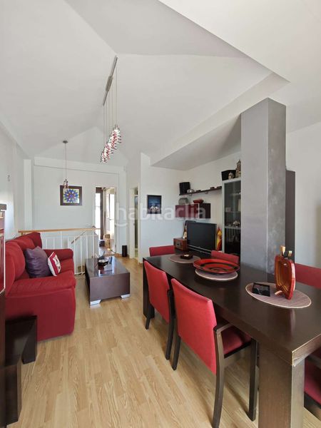 Foto bc1ca1af-60ef-438f-bf8d-3b6608004c6e. Dúplex amb calefacció piscina a El Tomillar Torre del Mar