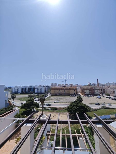 Foto bdc28c32-8ce7-4b51-ae19-896c28a215e0. Dúplex amb calefacció piscina a El Tomillar Torre del Mar
