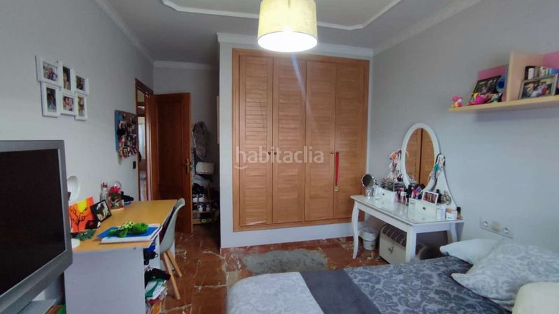 Foto 2a0166af-8986-4679-91a3-c1f457651365. Xalet amb aparcament piscina a Viña Málaga Torre del Mar