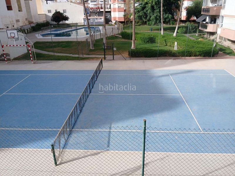Foto 7ba2bdf1-190d-4076-b325-6377f7d0e007. Piso en Paseo Marítimo de Levante Torre del Mar