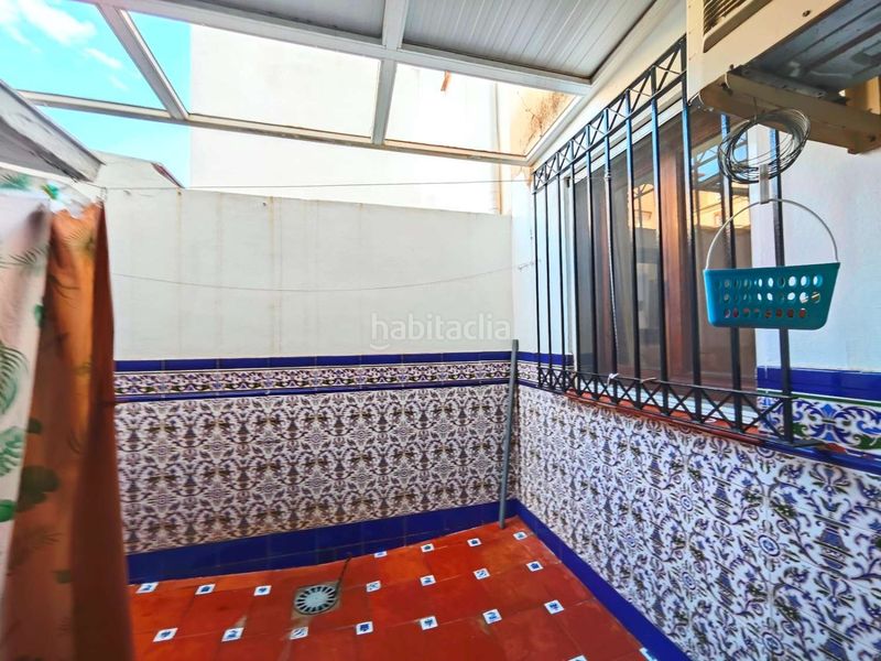 Foto a919b1a1-34f5-46b3-acb4-1f3707ae8b18. Xalet amb aparcament piscina a Paseo Marítimo de Levante Torre del Mar