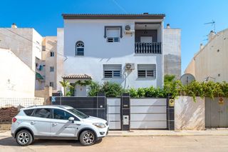 Chalet in Hispanidad - Vivar Téllez