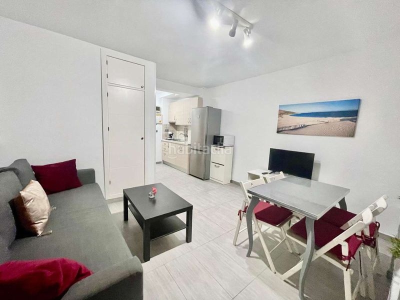Foto 5c33b48d-365c-4c82-bea6-b59d85017f99. Estudio en Centro Torre del Mar