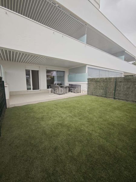 Foto 3dd5e444-b4d0-4f91-b106-2be5d9bea49c. Apartament amb calefacció aparcament piscina a Poniente-Faro Torre del Mar
