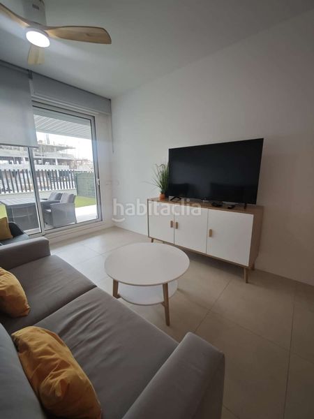 Foto 61b9f0b9-c2f5-4ba4-b82c-6e39744d38cc. Apartament amb calefacció aparcament piscina a Poniente-Faro Torre del Mar
