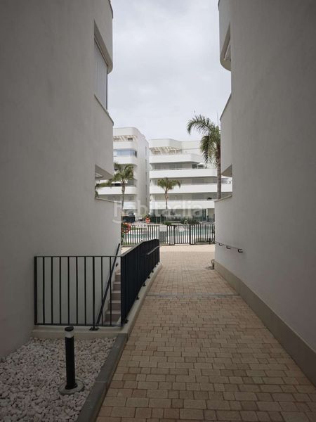 Foto 6eff64b6-2f32-4e62-9c18-c7ab56849724. Apartament amb calefacció aparcament piscina a Poniente-Faro Torre del Mar