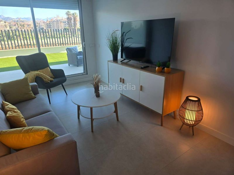 Foto feb0745c-0235-42f8-a008-1f924e3f5336. Apartament amb calefacció aparcament piscina a Poniente-Faro Torre del Mar