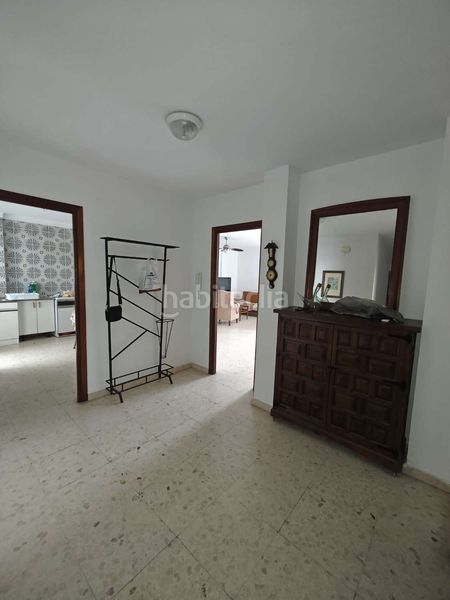 Foto bfe3f1f2-bfde-4f2b-bc55-85d8bb170234. Pis a Centro Torre del Mar