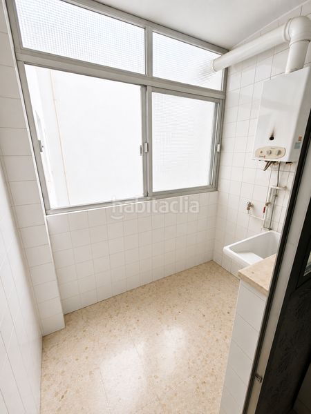 Foto fc164a89-780d-4a31-9a38-d76fa3370edb. Pis a Centro Torre del Mar