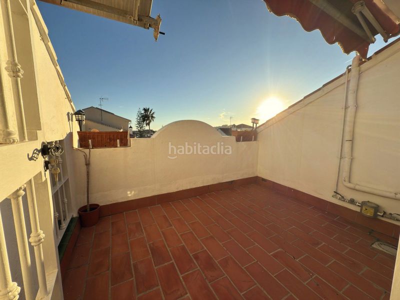 Foto 56d5979c-a62e-41ca-a306-e57c203a2e7f. Chalet en El Tomillar Torre del Mar
