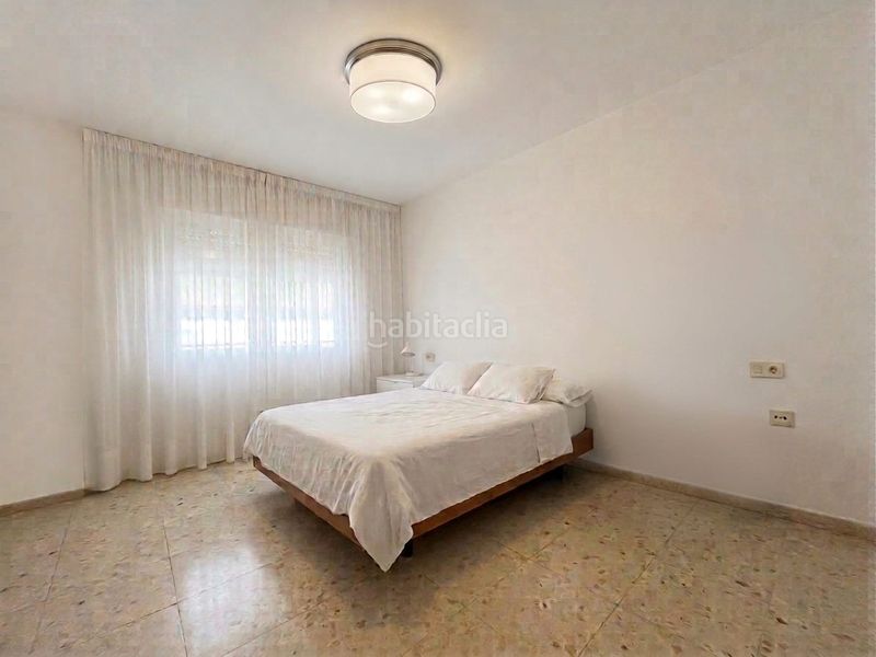 Foto 909e5f40-299e-4651-972a-0499f561036d. Pis a Centro Torre del Mar