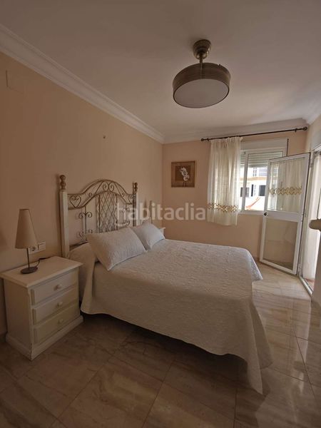 Foto e48381a8-457f-4f82-ab5d-3726f36e48e2. Piso en Centro Torre del Mar