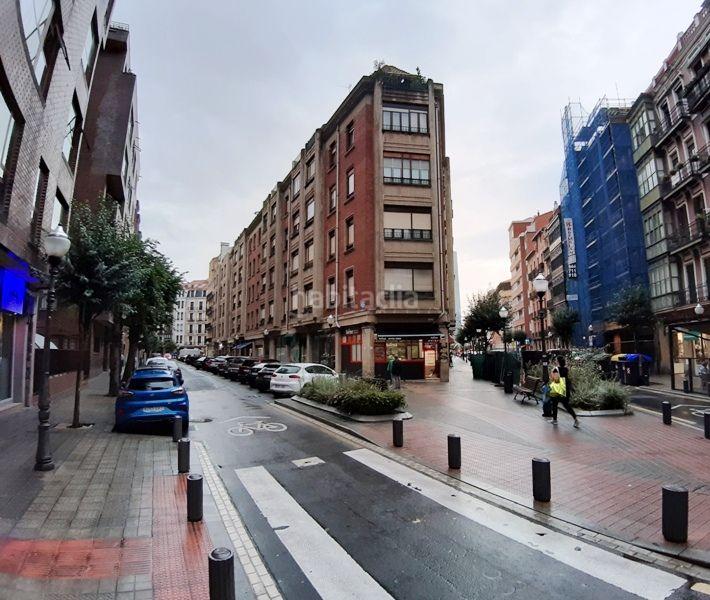 Foto 800eb700-a1c0-46a9-a0bb-a6c55b2421b0. Appartamento con riscaldamento parcheggio in Abandoibarra - Guggenheim Bilbao