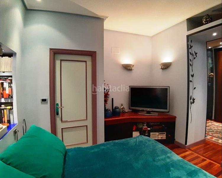 Foto 41c9dfe7-b543-4783-8fca-51f27fe1a043. Piso en Abandoibarra - Guggenheim Bilbao