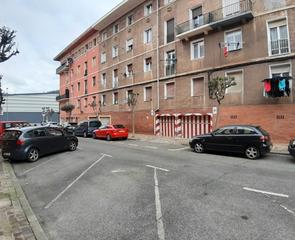 Aparcament cotxe  Saturraran kalea. Garaje san ignacio