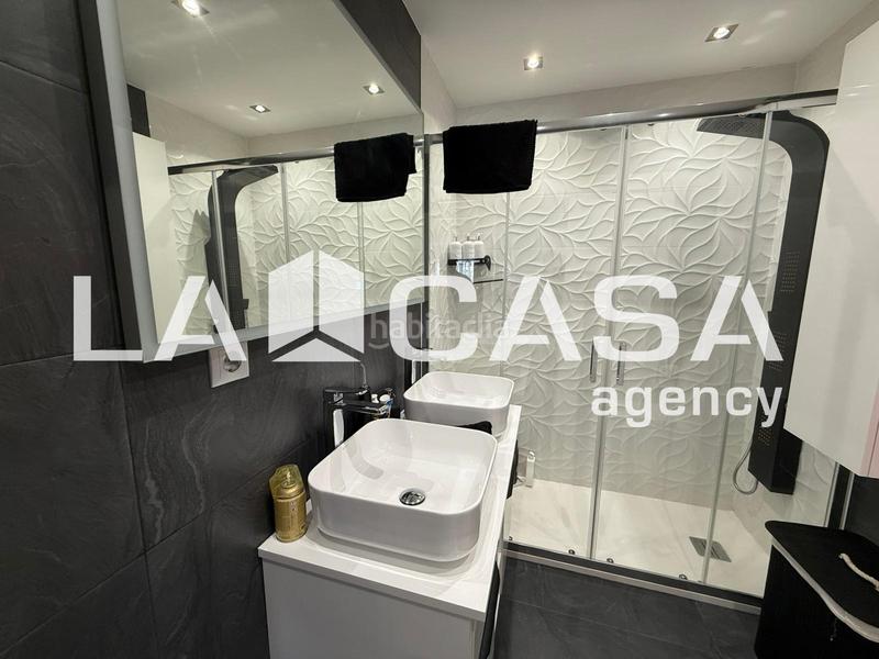 Foto e48a0de5-376e-4d45-9d99-16b6ba01012c. Casa a schiera con parcheggio in cerros de Montequinto Montequinto