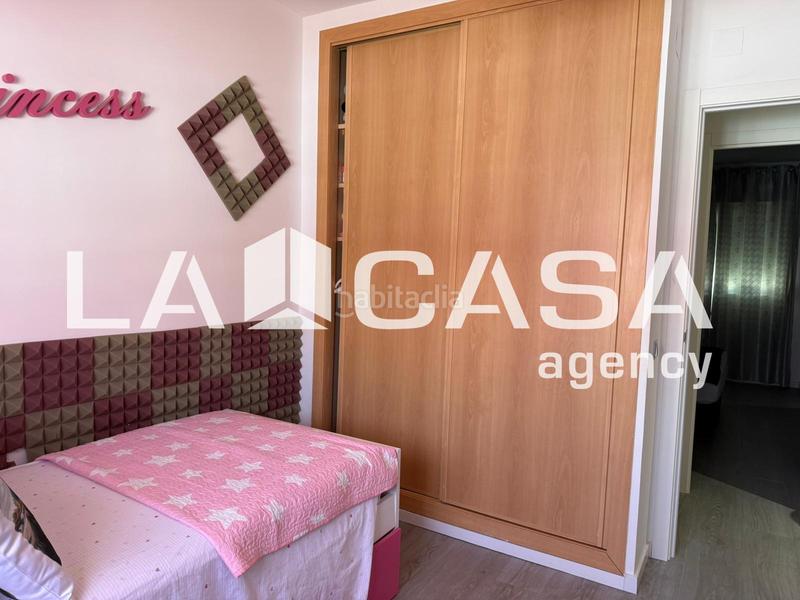 Foto 18cc3b33-d38e-4f24-8021-298f7dc30ba3. Casa adosada en cerros de Montequinto Montequinto