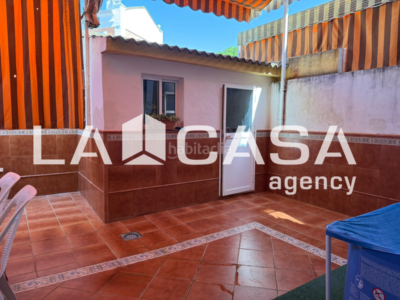 Foto 21861dbd-5883-4fb0-bb9a-31bd23400c4a. Casa adosada en cerros de Montequinto Montequinto