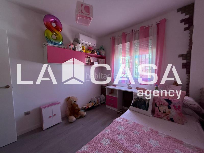Foto a2fc7085-6449-4ce3-a68a-08ee805423ad. Casa adosada en cerros de Montequinto Montequinto