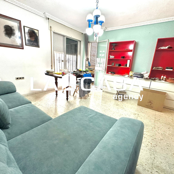 Foto b770fb9a-55a2-4c30-bb91-048042dfe819. Piso en San Julián Sevilla