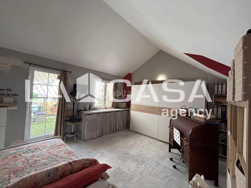 Foto 777b7f14-53ff-4764-8089-34014749deb5. Casa pareada en Olivar de Quintos Montequinto