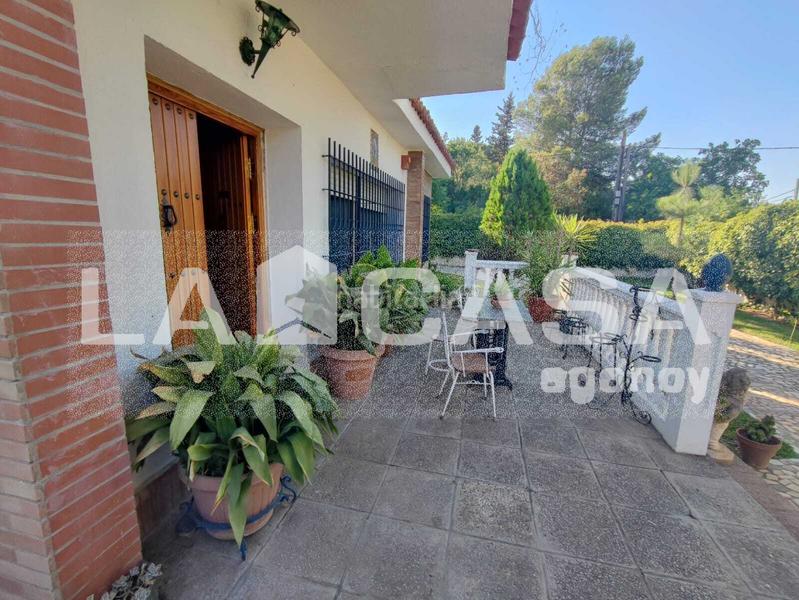 Foto 6a290180-65d5-4d83-9340-e2b0b1312a57. Chalet en Arco Norte - Avda España Dos Hermanas