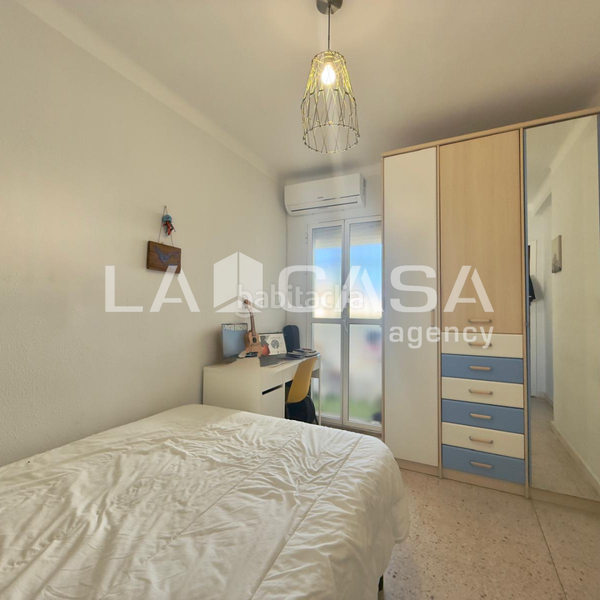 Foto e1d2e8e5-4cb9-4b15-95c4-479512802e50. Appartamento in Cruz Roja Sevilla