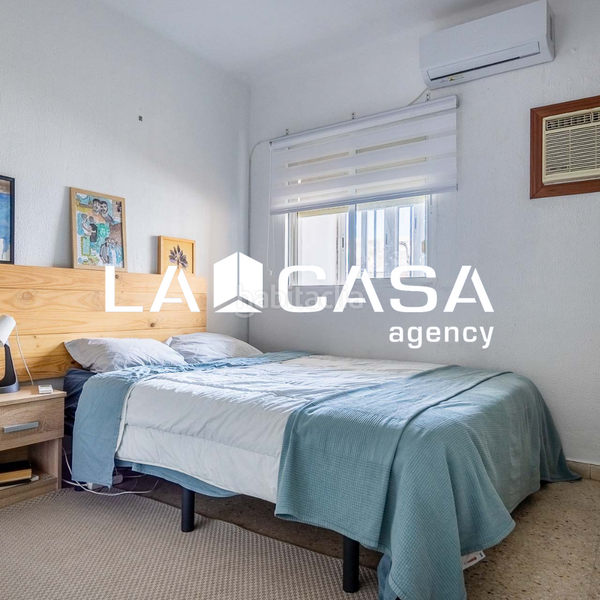 Foto 2d73d3fd-6b3f-4914-bcdd-c36200a5c4cc. Flat in Cruz Roja Sevilla