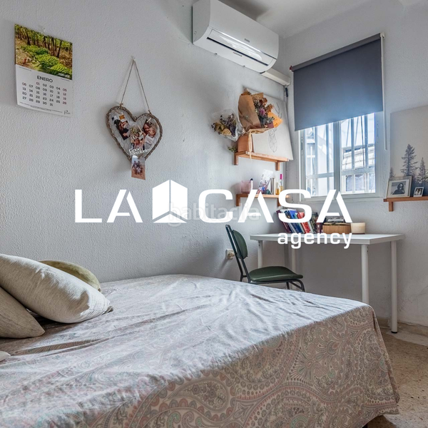 Foto 44d5642f-218a-4180-a585-d4a5314d30db. Flat in Cruz Roja Sevilla