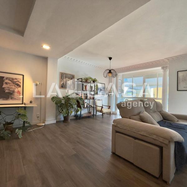 Foto dde4b3a2-4567-49dc-9ac7-4f1d68248361. Flat in Cruz Roja Sevilla