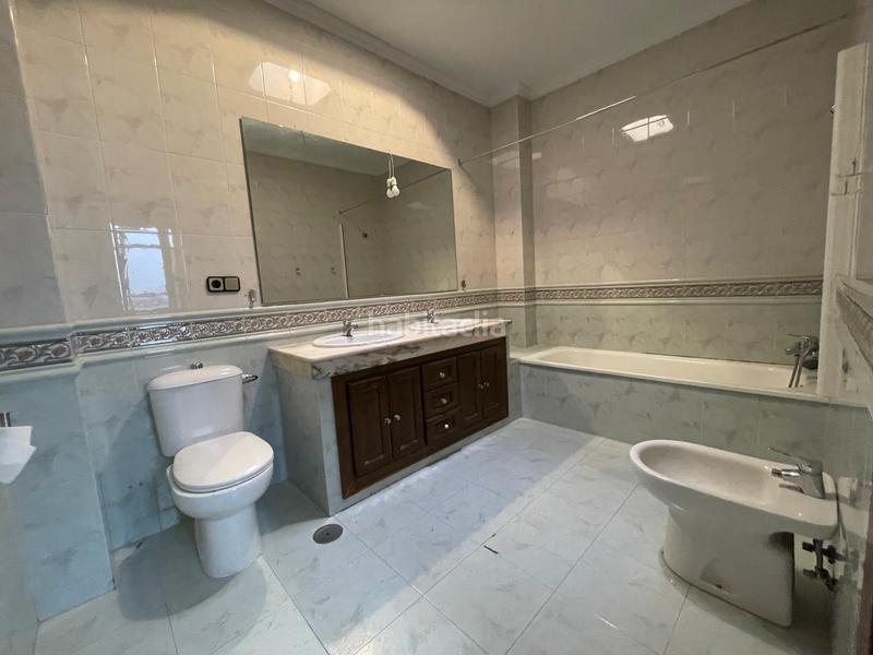 Foto ef62595e-9d87-45cc-9550-be07f310b9b5. Casa con parcheggio in Centro - Doña Mercedes Dos Hermanas