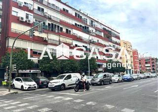 Etagenwohnung in San Carlos - San José
