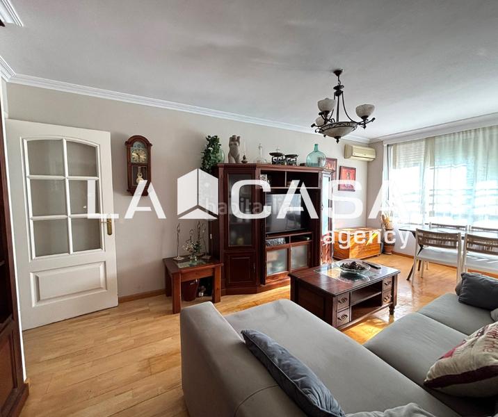 Foto 9d273e41-3222-44a5-b98a-069087872b67. Appartamento in Villegas Sevilla