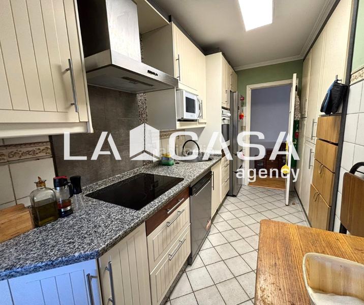 Foto a49498e8-0e99-4a5a-917a-46b0ed5efac9. Appartamento in Villegas Sevilla