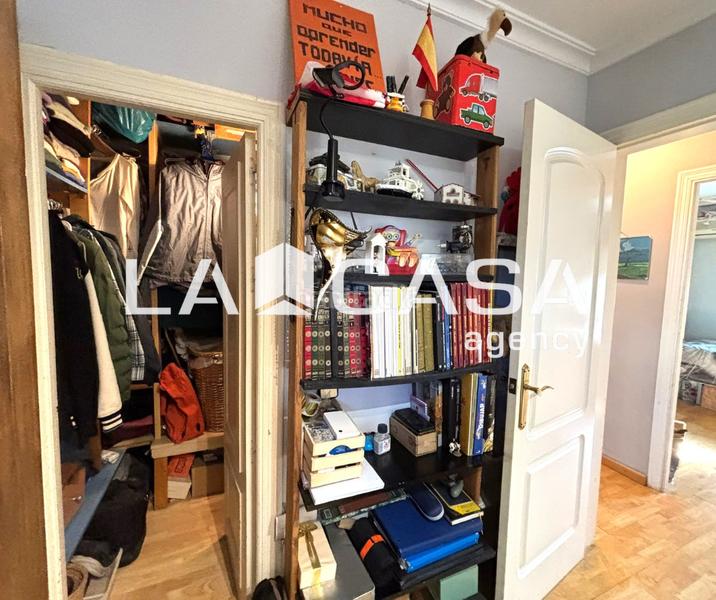 Foto bc582e5c-3680-4df8-9304-f9848a37ea2f. Appartamento in Villegas Sevilla