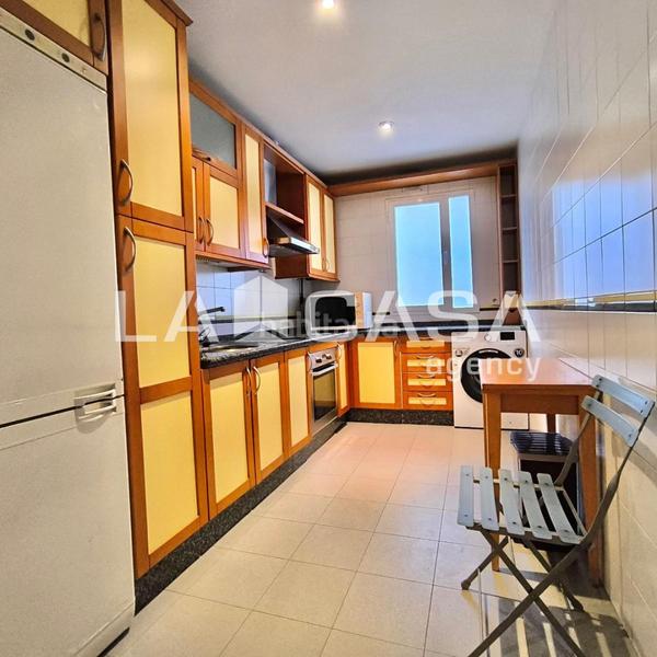 Foto 98a23529-160c-4817-aba3-8bd24e489305. Appartement avec parking dans colores - entreparques Sevilla