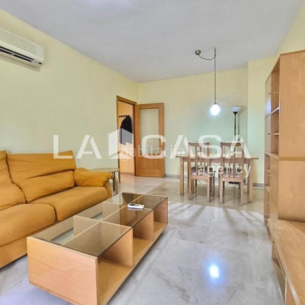 Foto f6752d18-2eda-4752-bba6-51eb62c1118b. Appartement avec parking dans colores - entreparques Sevilla