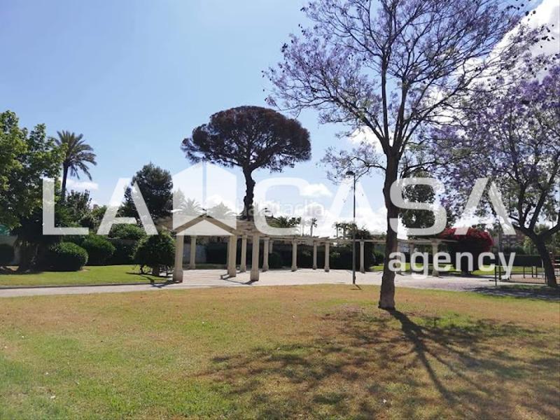 Foto 5ef77c3a-9c31-4b8b-9ec3-f89178df9a02. Appartement avec parking dans Centro - Doña Mercedes Dos Hermanas