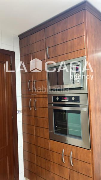 Foto f8219469-5176-45c7-bc48-b3d48355b366. Pis amb aparcament a Centro - Doña Mercedes Dos Hermanas