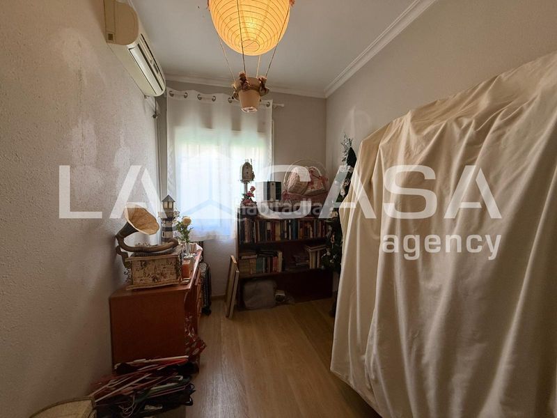 Foto e9e39260-04ab-47d9-8bbc-f40e816c070c. Casa adossada amb piscina a Avenida de Europa Montequinto