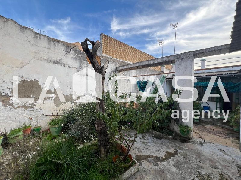 Foto e5a7cc14-8a75-4a55-b500-c606b2fa03fa. Casa a Centro - Doña Mercedes Dos Hermanas
